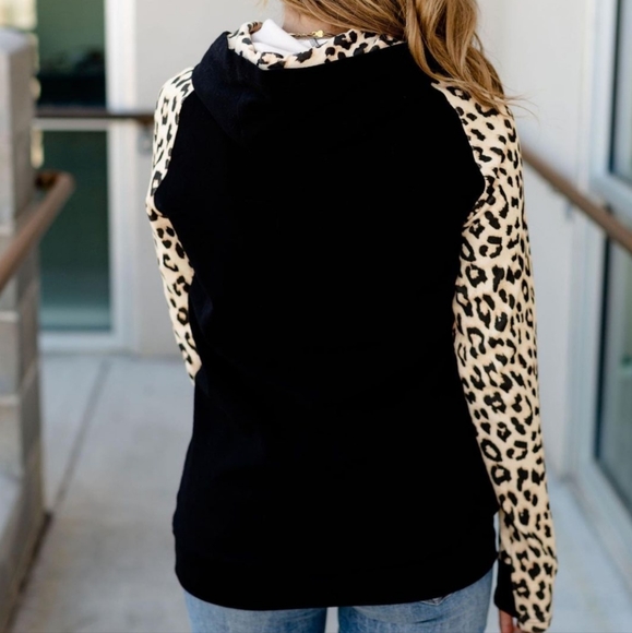 🖤💛🐆 Gorgeous Naketano Style Leopard Lightweight Hoodie - Picture 5 of 6